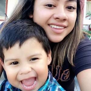 Meet your Posher, Carmela